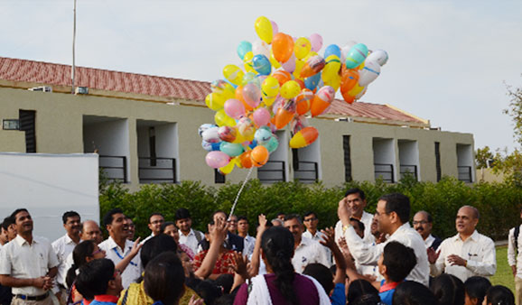They also released balloons and spent time with children of their fisherman friends