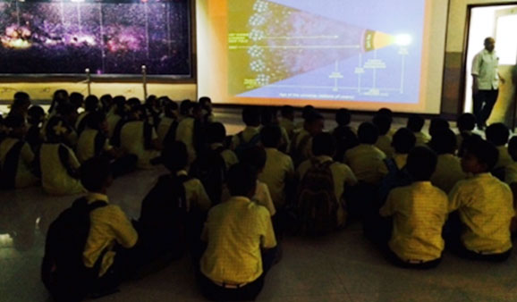 A trip to Nehru Planetarium was arranged for students of Sandesh School, Surya Nagar, Vikhroli, Mumbai