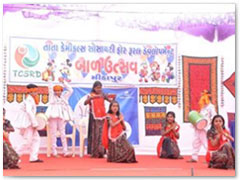 Volunteers from Tata Chemicals organised a Bal Utsav at its plant site at Mithapur, Gujarat