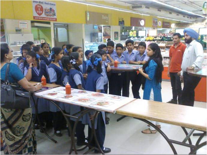Twenty volunteers invited children from Udaan Welfare Foundation in Thane, and provided them with an explanation on how the retail industry which was followed by the distribution of snacks