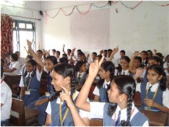 Volunteers organised a dental camp for 200 children of Narayanguru School in Mumbai 